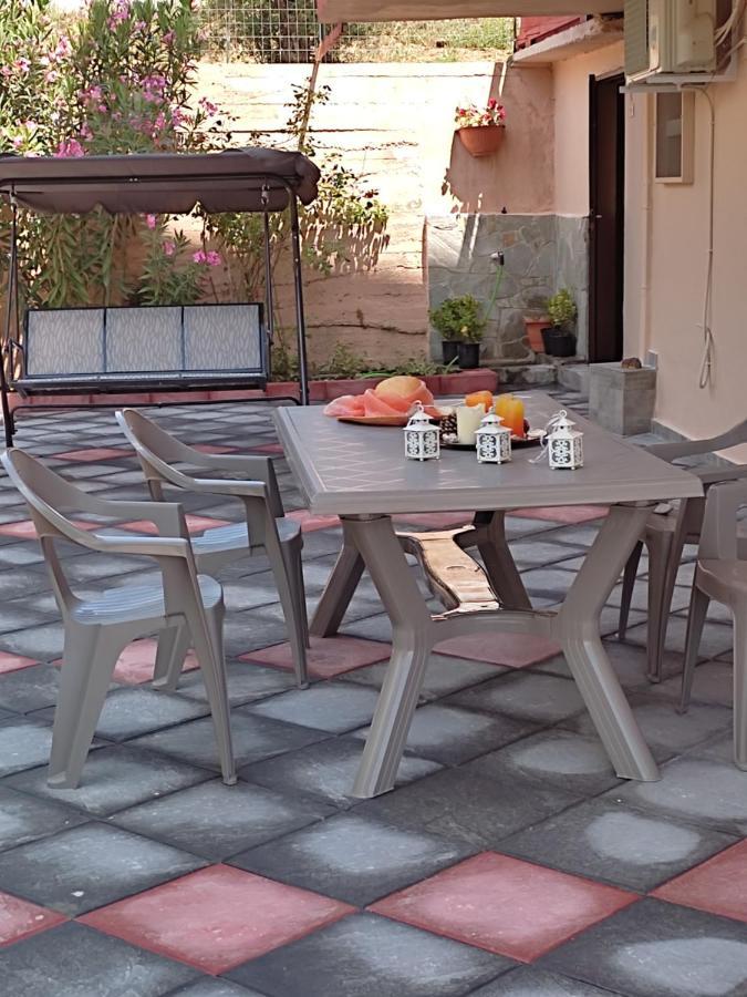 Palioura Georgia'S Apartment מראה חיצוני תמונה
