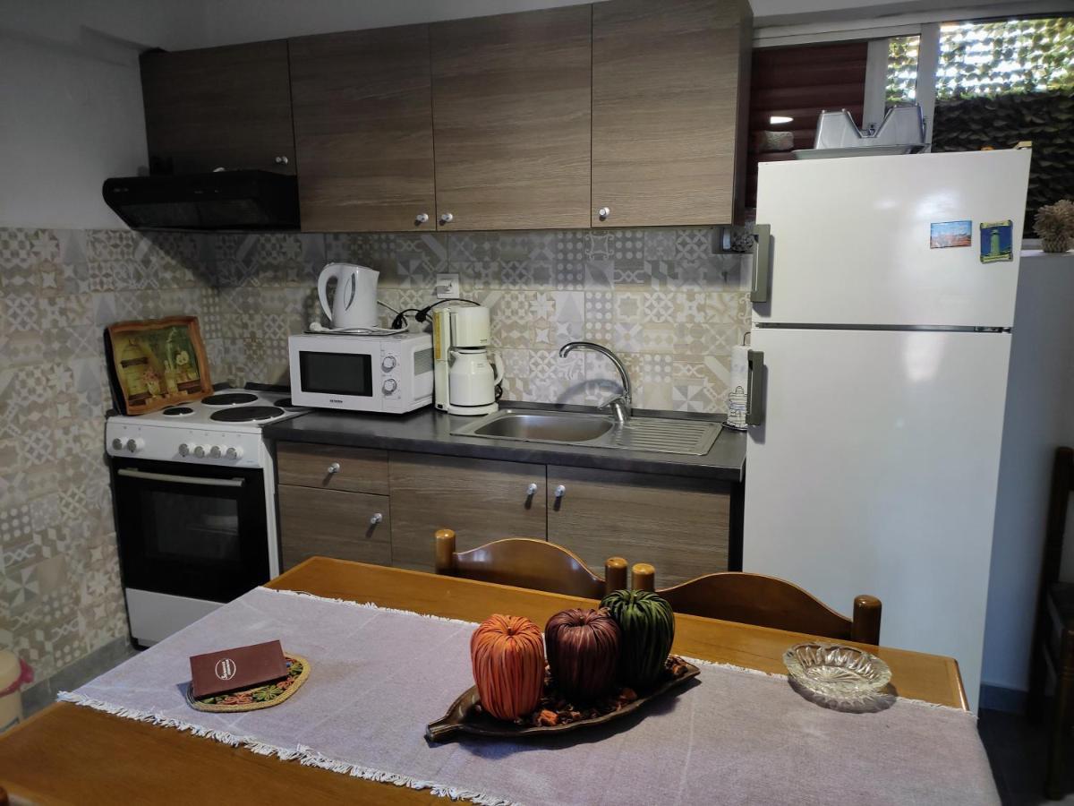 Palioura Georgia'S Apartment מראה חיצוני תמונה