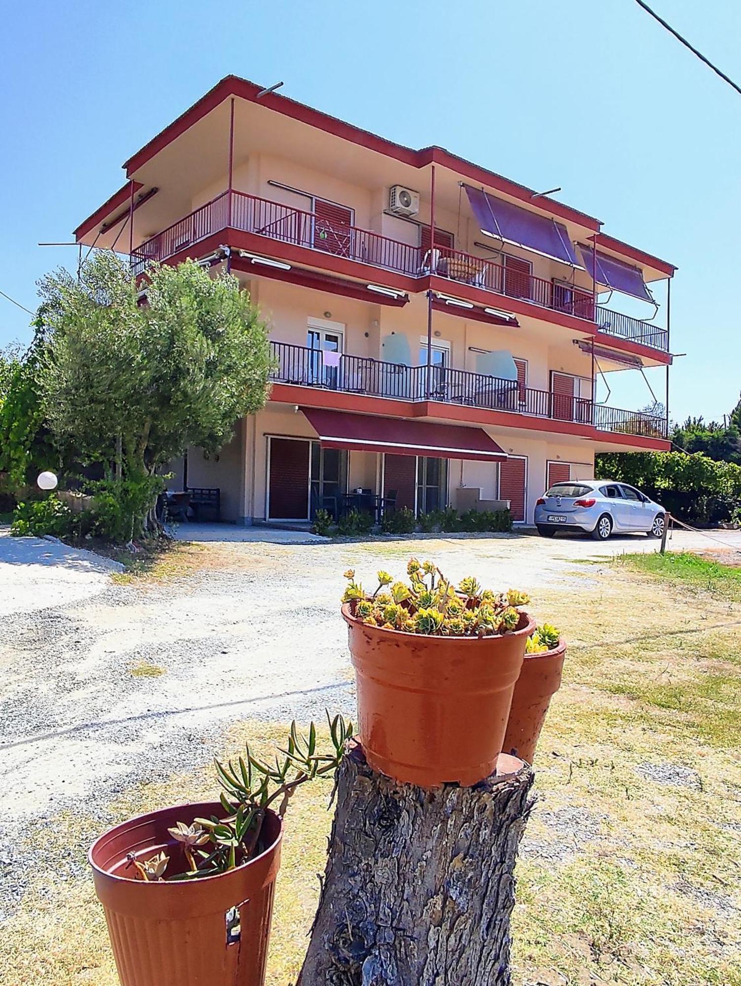Palioura Georgia'S Apartment מראה חיצוני תמונה