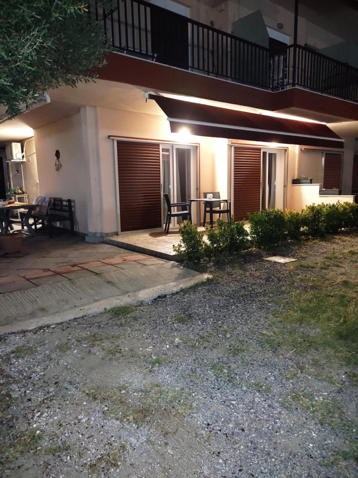 Palioura Georgia'S Apartment מראה חיצוני תמונה